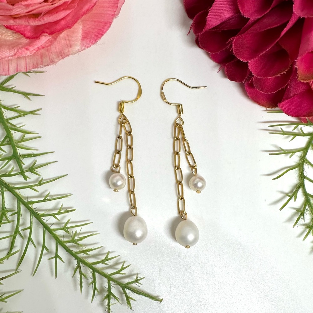 NEW⚜️Freshwater Pearl Chandelier Dangly Earrings - Picture 5 of 5